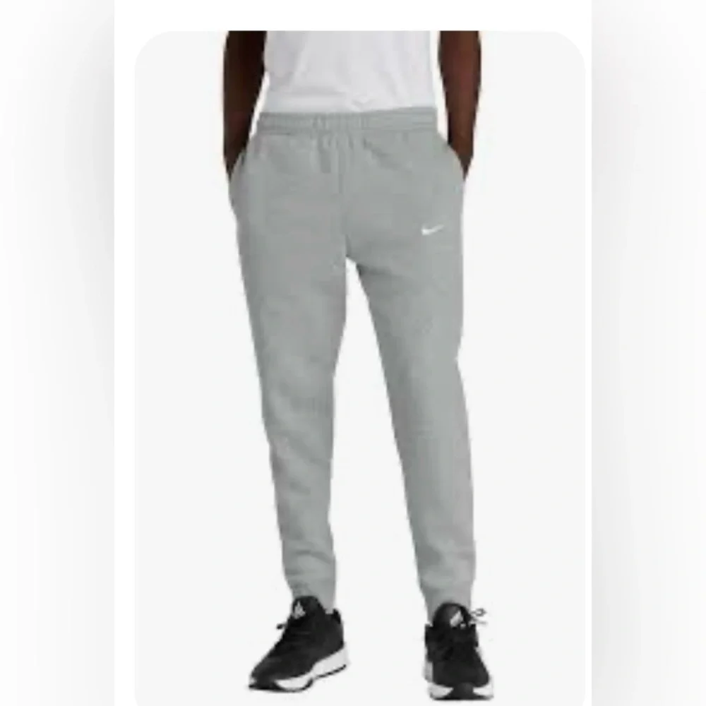 Nike club fleece jogger sweatpants grey | size small